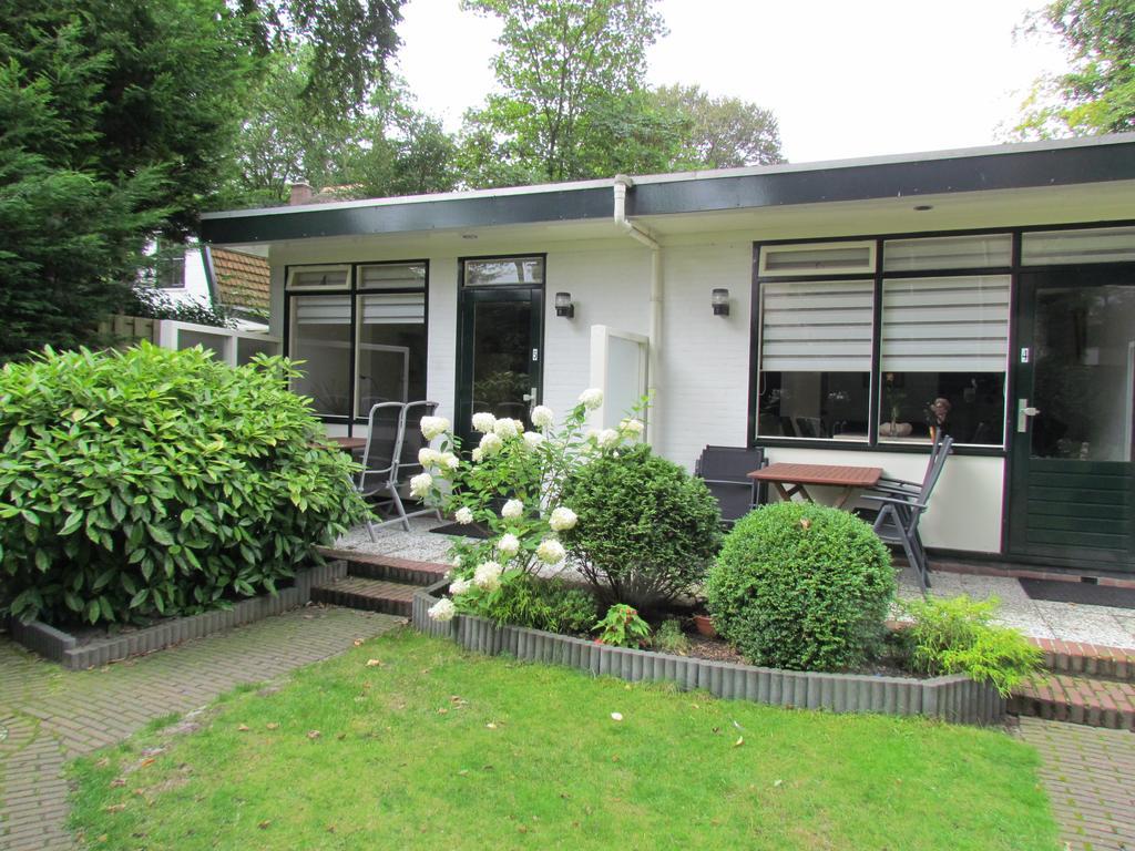 ברחן Appartementen Huize Eikenhof חדר תמונה