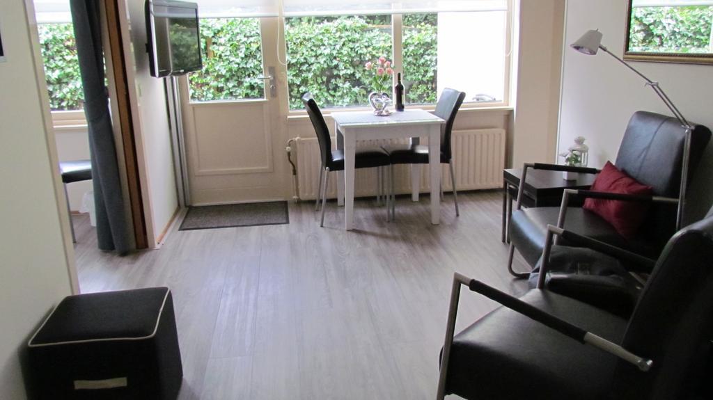 ברחן Appartementen Huize Eikenhof חדר תמונה
