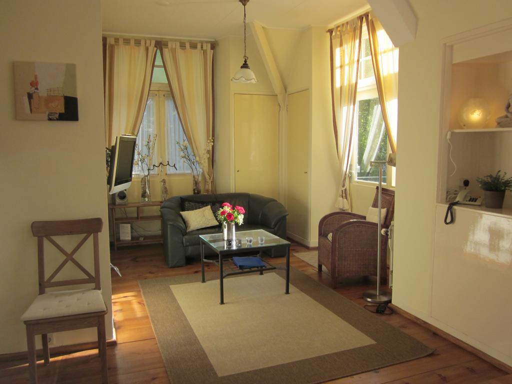 ברחן Appartementen Huize Eikenhof חדר תמונה